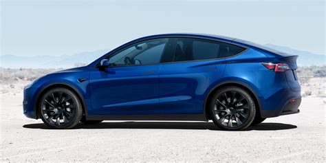 tesla model y leasing social